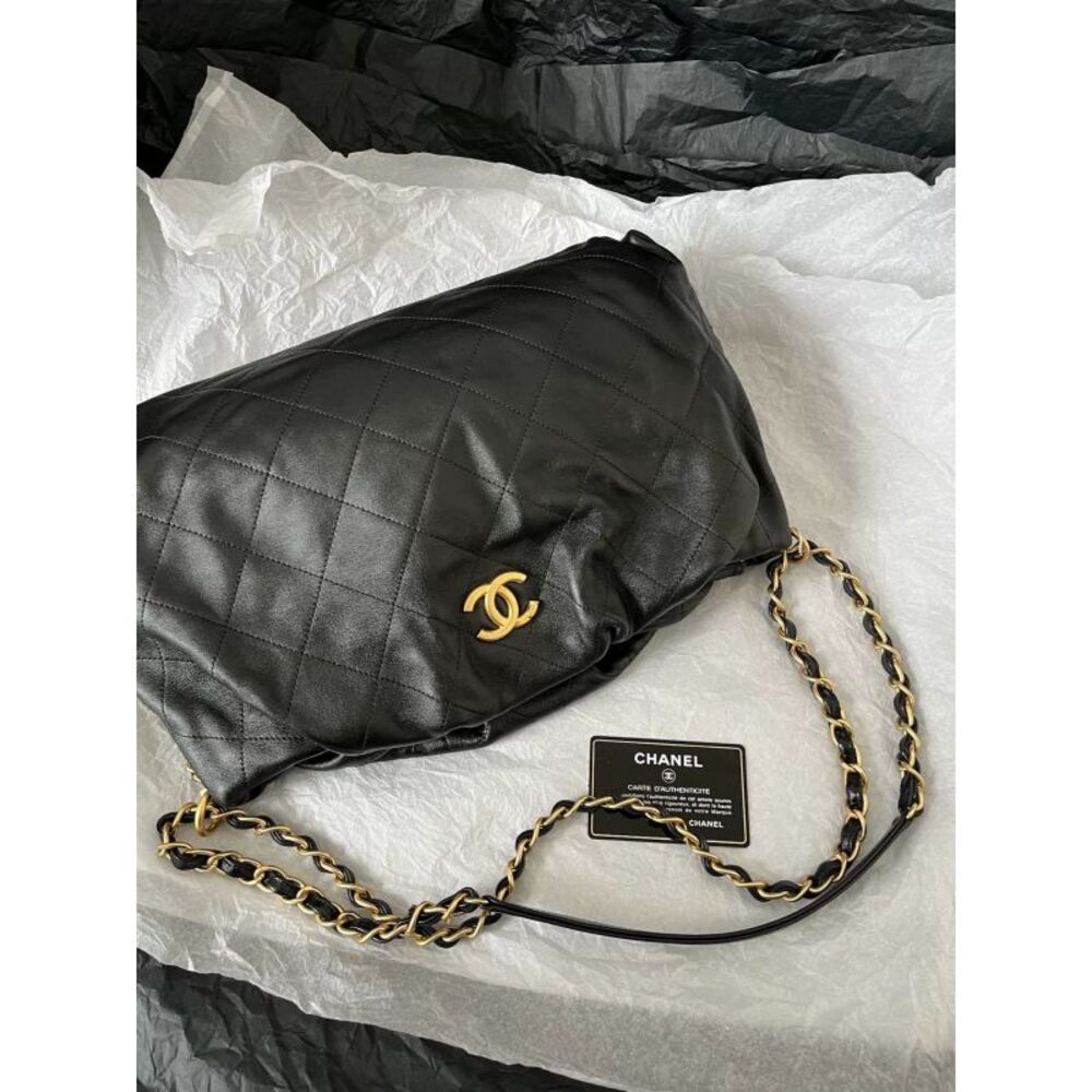 Chanel Women Pre-Loved Bag Very Good Condition - Picture 3 of 9
